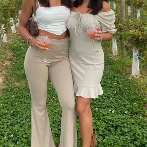 ALMOST FAMOUS BEIGE DRESS - Picture 4 of 4